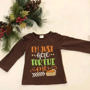 Cute Toddler “I’M just here for the PIE” super cute shirt size S